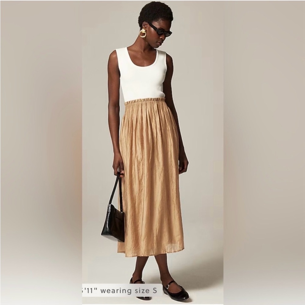 Gathered waist mixy dress in ivory
